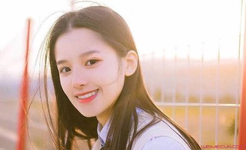 张婧仪